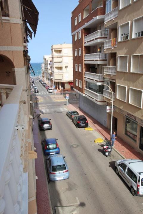 Balcony/Terrace, Street view