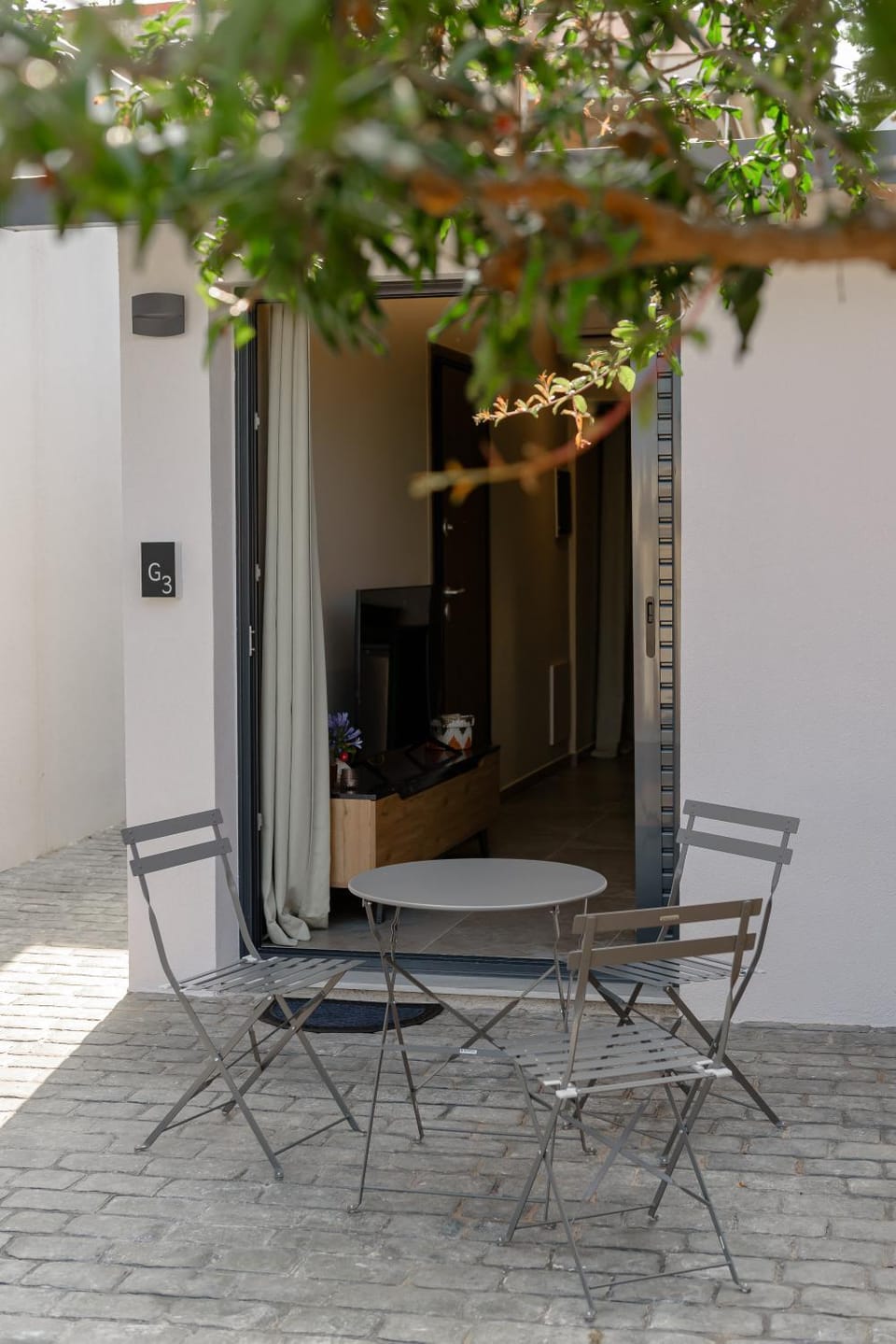 Patio, Day