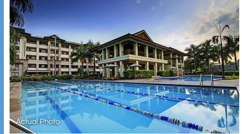 Swimming pool, Swimming pool