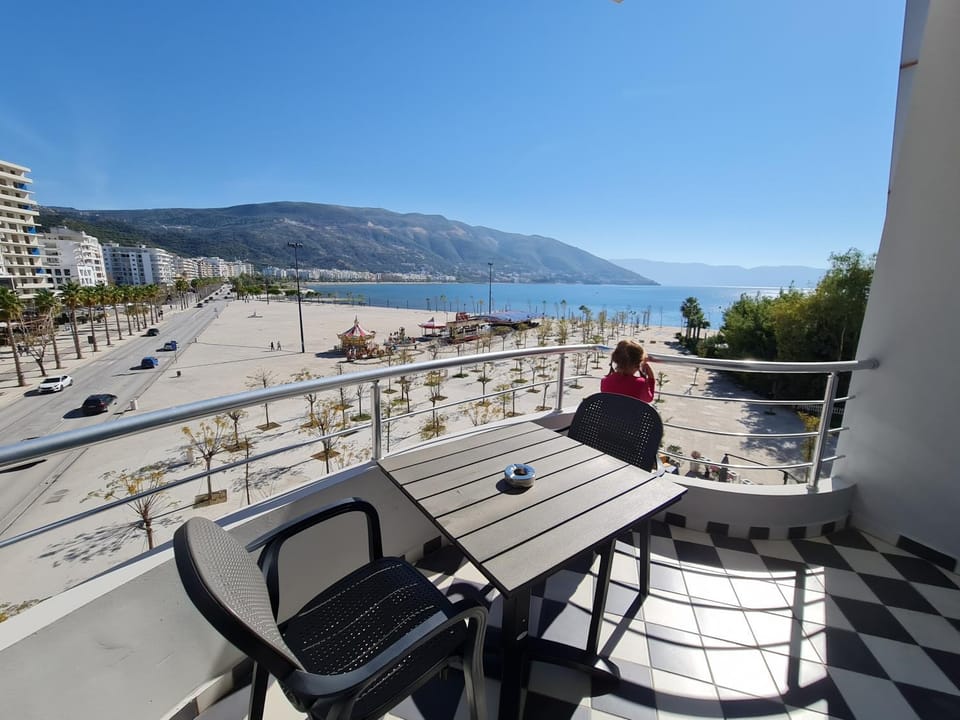 Day, Living room, Seating area, Sea view