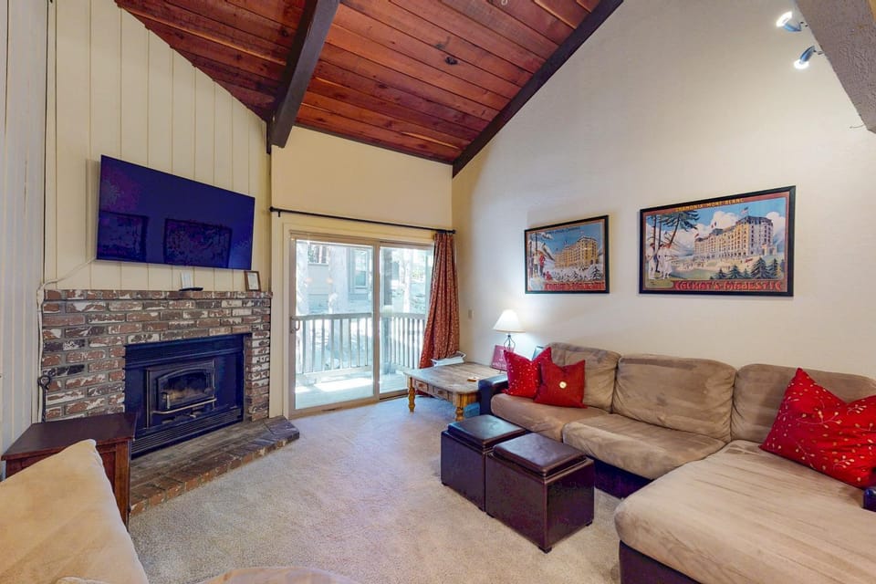 Chamonix 6 Apartment in Mammoth Lakes