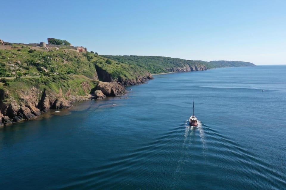 Natural landscape, Snorkeling, Hiking, Sea view