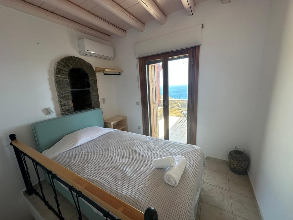 Andros Escape Condos House in Decentralized Administration of the Aegean