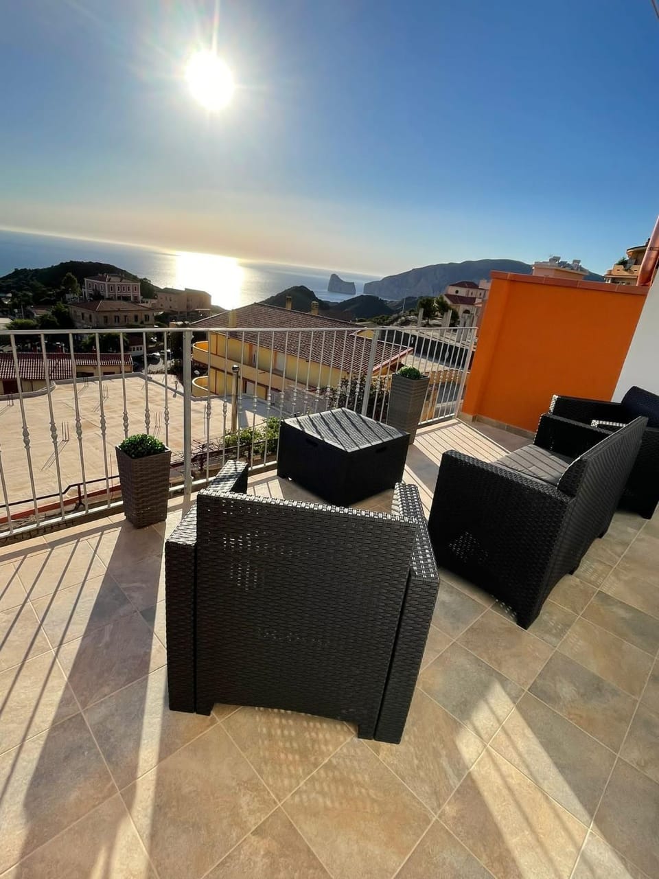 View (from property/room), Balcony/Terrace, Sea view