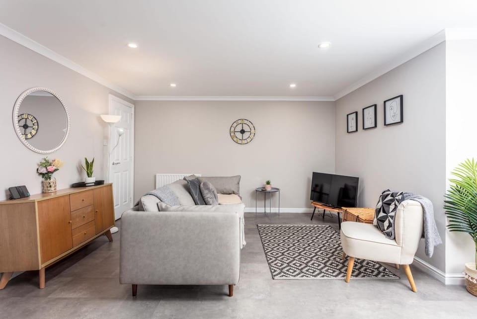 Marlborough Court - Donnini Apartments Apartment in Ayr