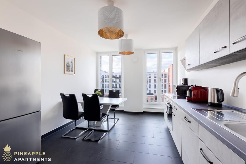 Coffee/tea facilities, Kitchen or kitchenette, Dining area, minibar, pet friendly, stove, toaster