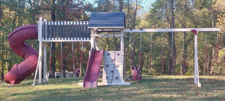 River Haven with Hot Tub House in Maryland