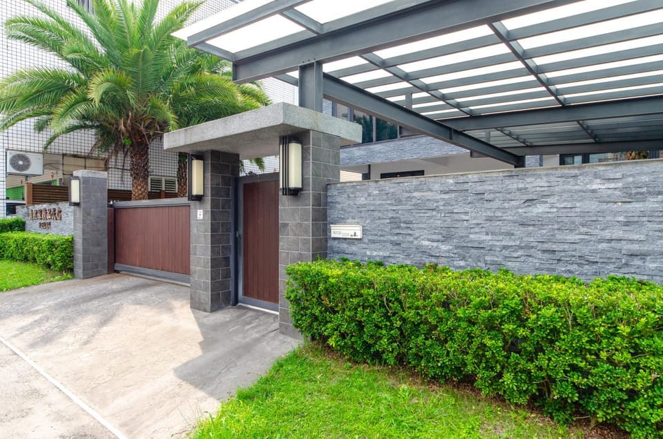 Property building, Garden, Garden view