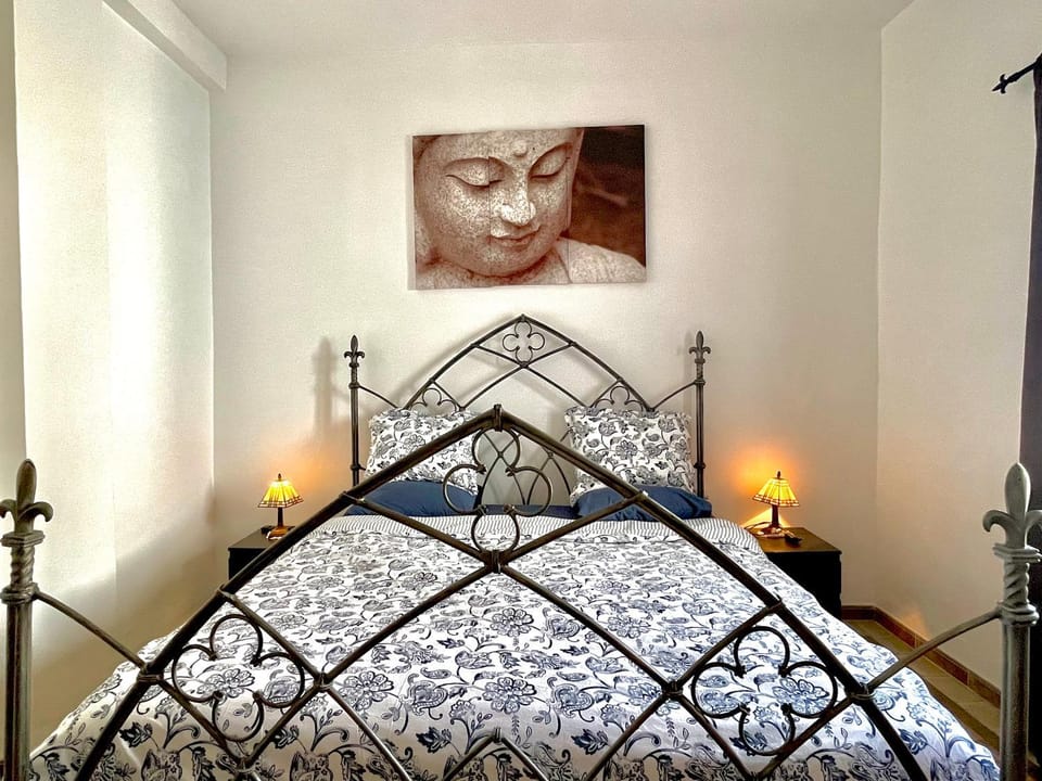 Bed, Decorative detail, Bedroom