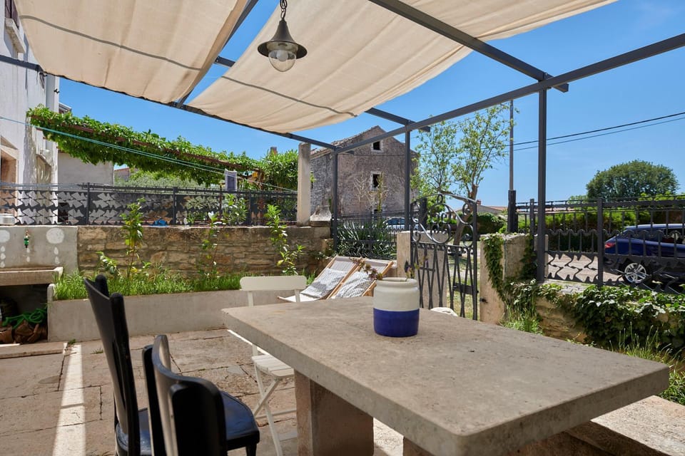 Valesi holiday home House in Istria County