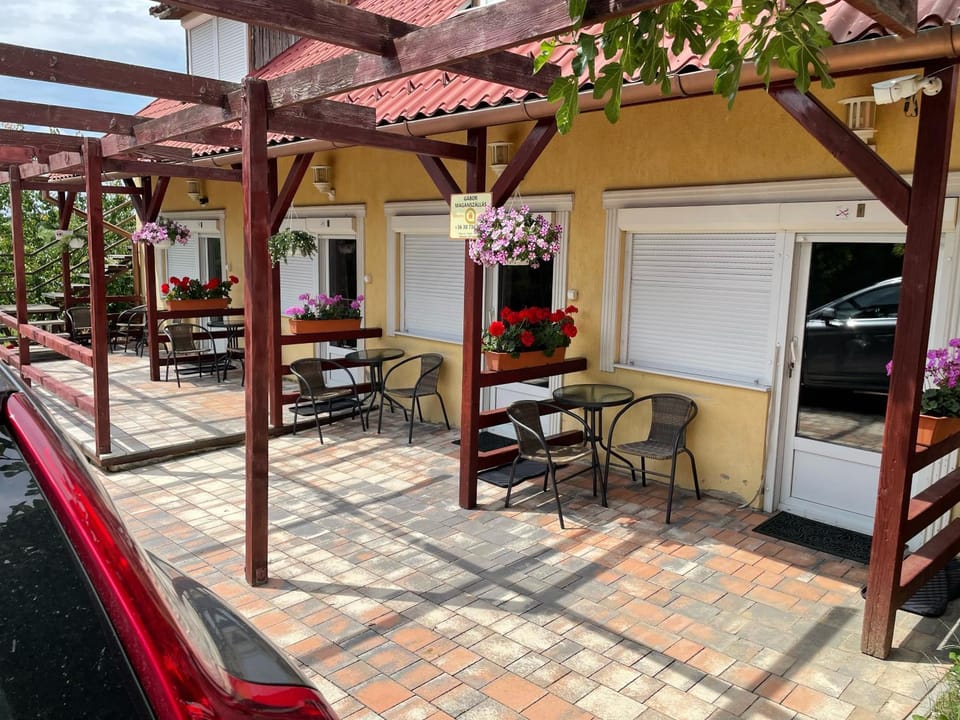 Gábor Magánszállás Nagykanizsa Alkotmány út 195 Vacation rental in Hungary