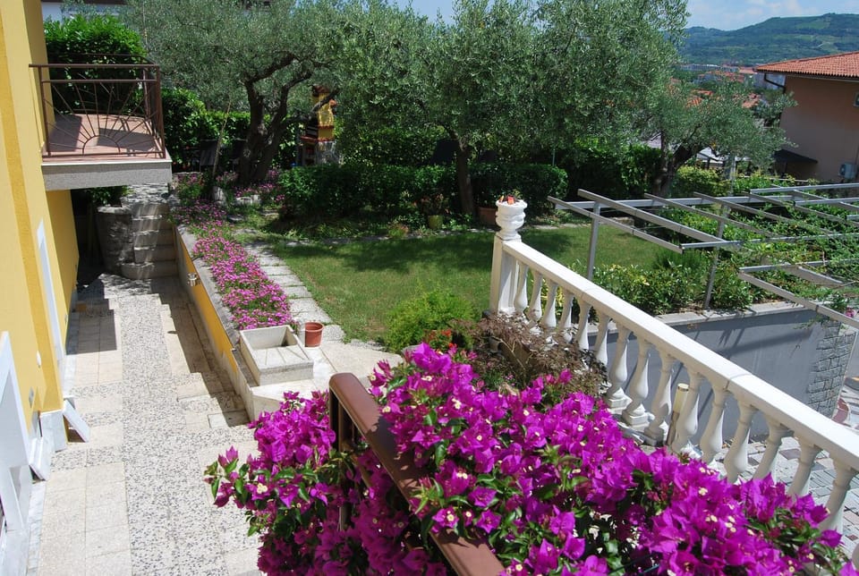Property building, BBQ facilities, View (from property/room), Balcony/Terrace, Other, Decorative detail, Cycling, Garden view