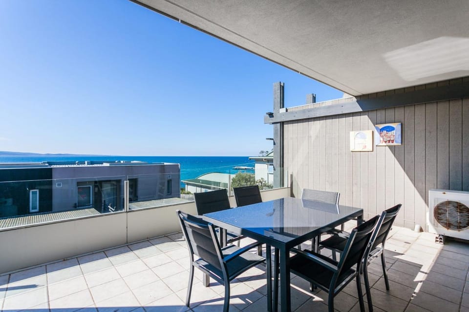 Seating area, Beach, Sea view