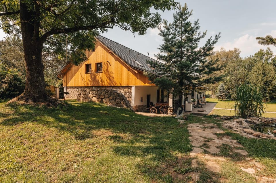 Property building, Off site, Garden