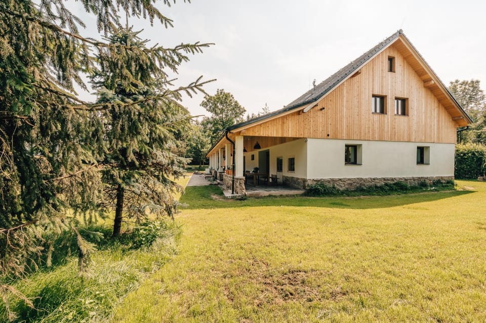 Property building, Off site, Garden