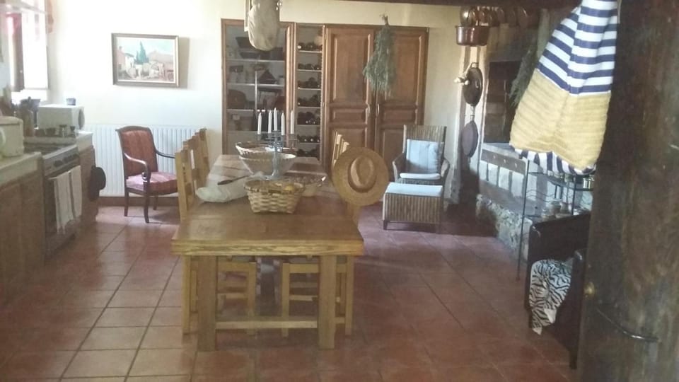 Property building, Kitchen or kitchenette