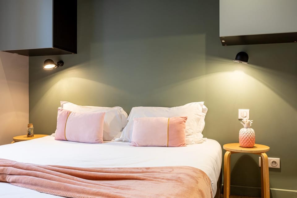 Bedroom, storage