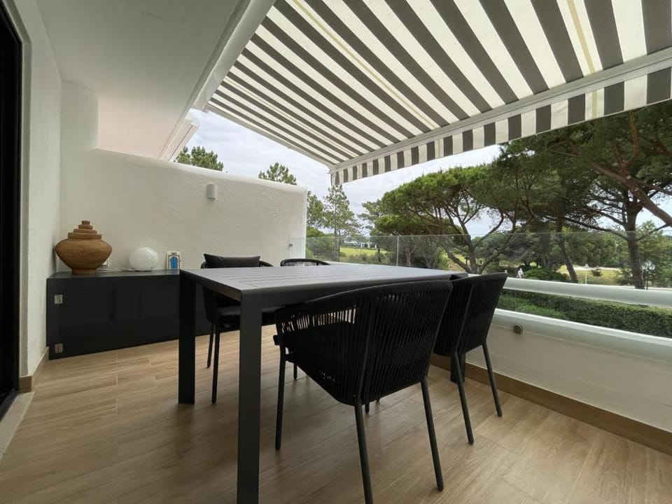 Victory Village 10C Apartment in Faro District