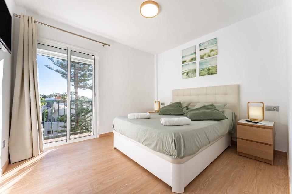 Living room, Bedroom