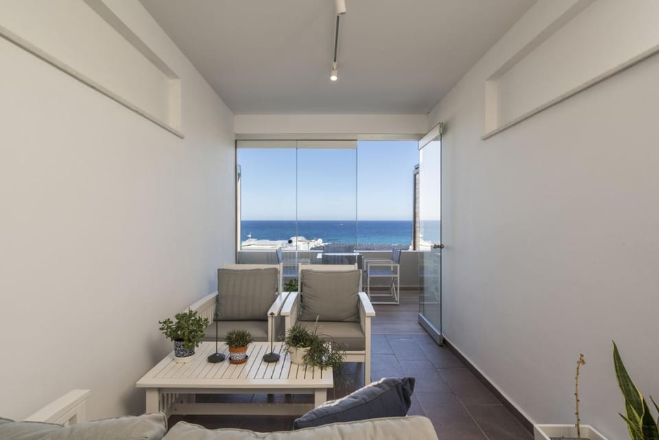 Seating area, Sea view