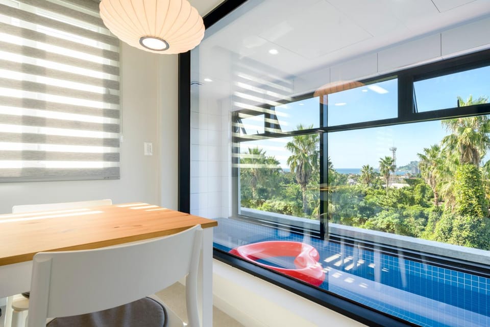 Pool view, Swimming pool