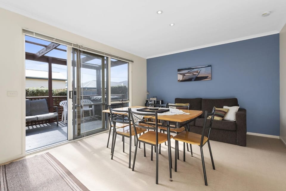 Budget By The Bay House in Apollo Bay