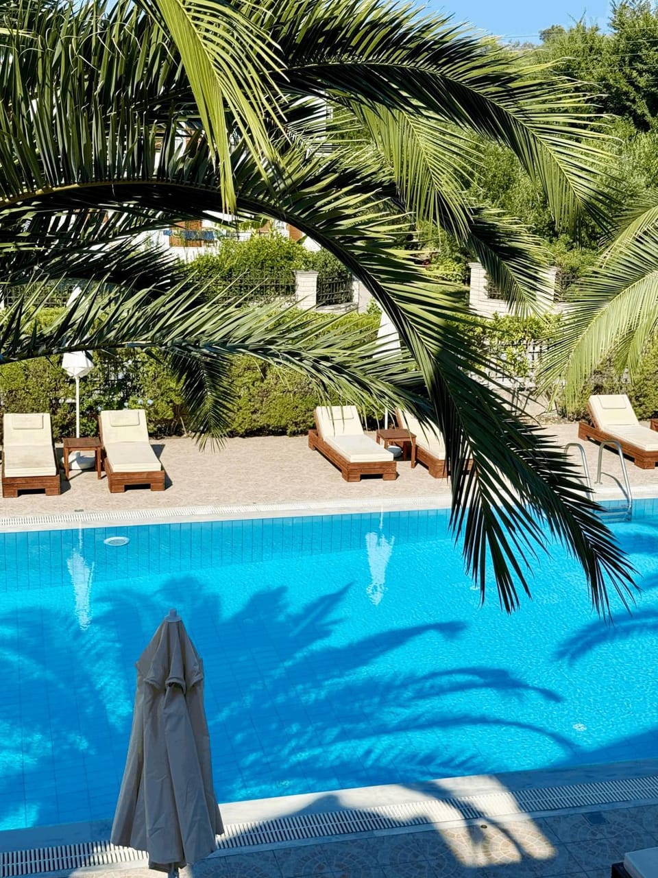 Pool view, Swimming pool