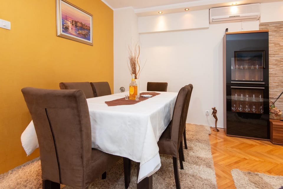 Apartments Ivana Apartment in Kotor Municipality
