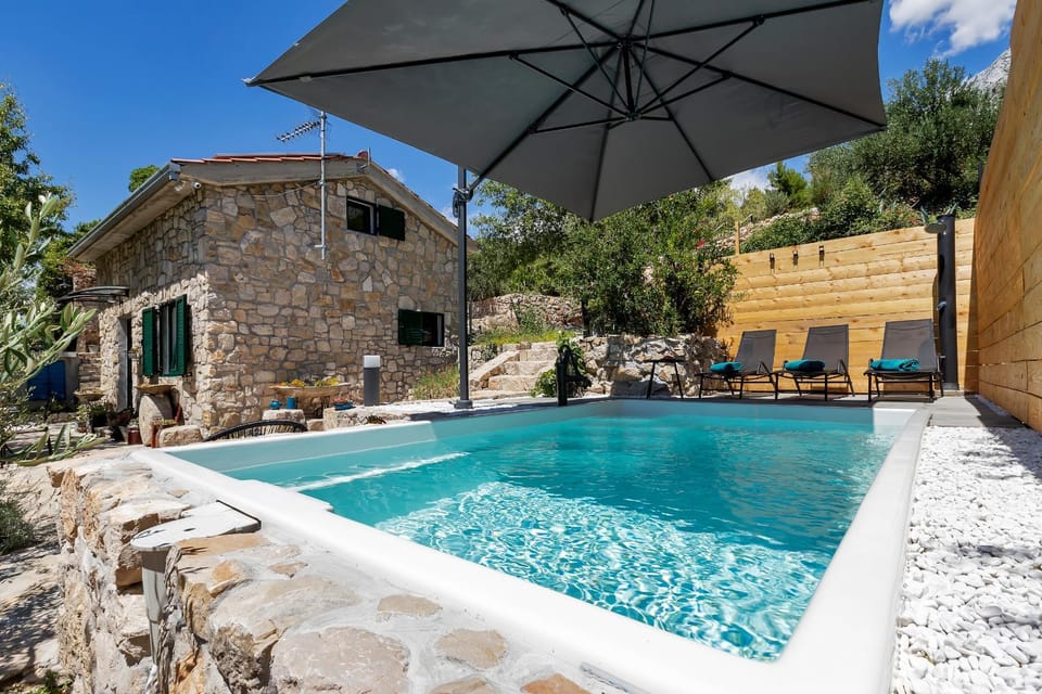 Property building, Pool view, sunbed