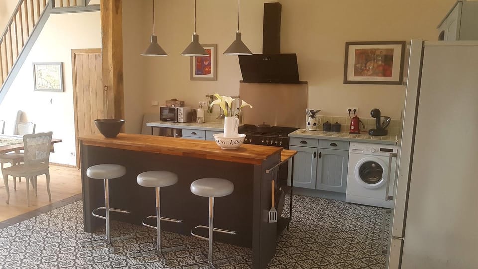 Les Hirondelles House in Finistere