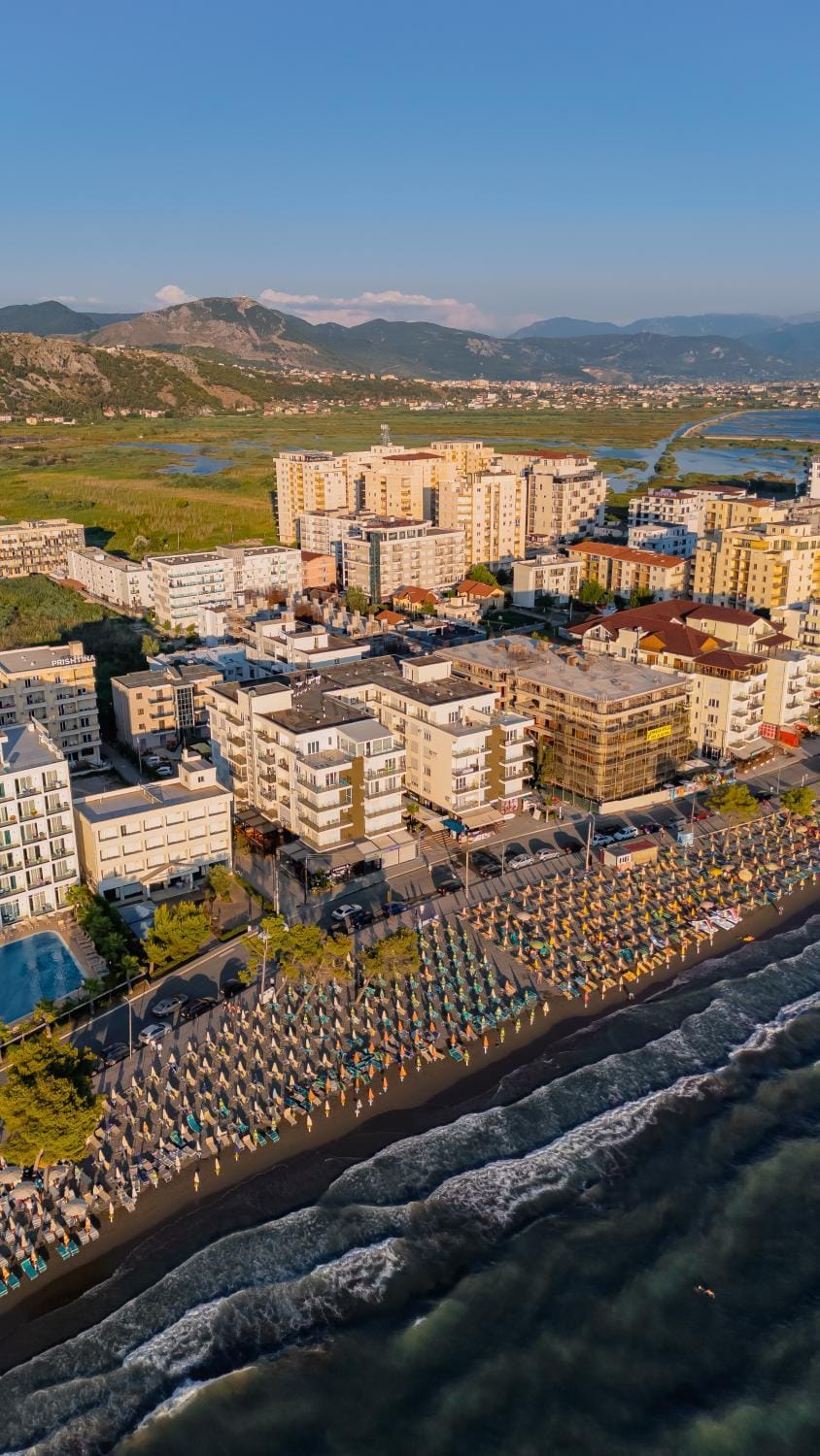 Property building, Neighbourhood, Natural landscape, Sea view, Street view, Location, Sunset