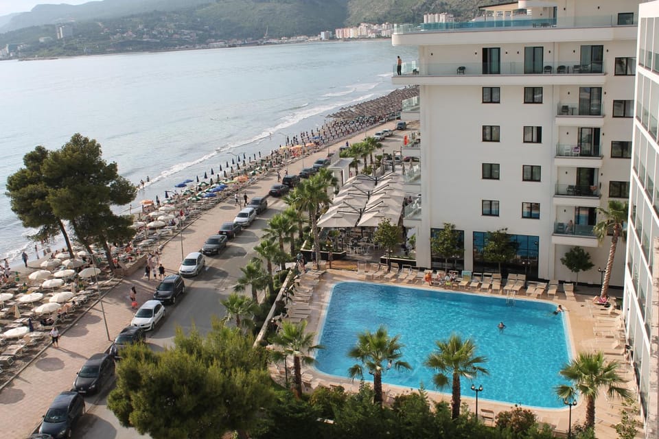 Day, Natural landscape, Beach, Mountain view, Pool view, Sea view