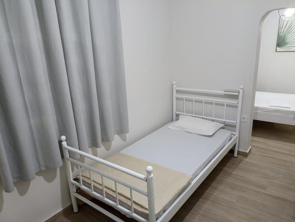 palm-tree Apartment in Peloponnese, Western Greece and the Ionian