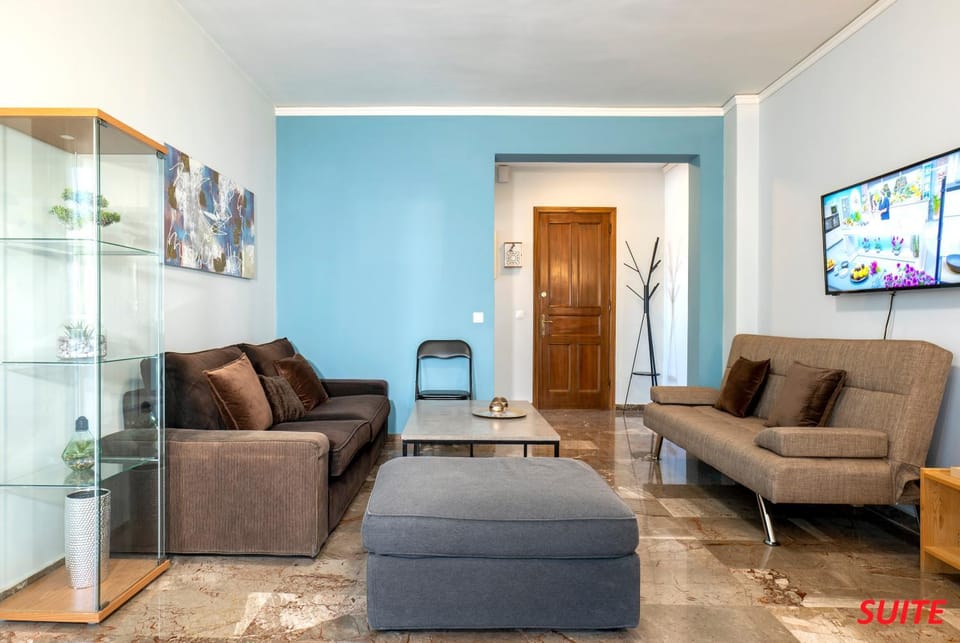 TV and multimedia, Living room, Seating area