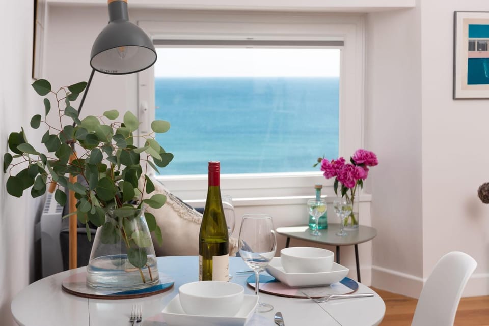 Dining area, Sea view