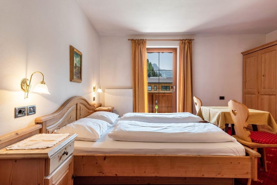 Property building, Living room, Bedroom