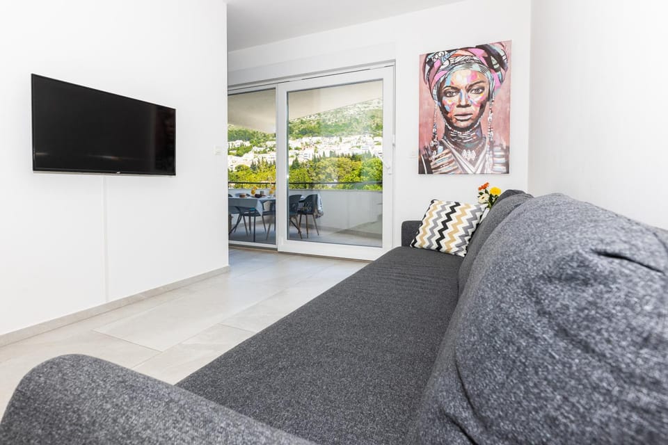 TV and multimedia, Living room, Seating area
