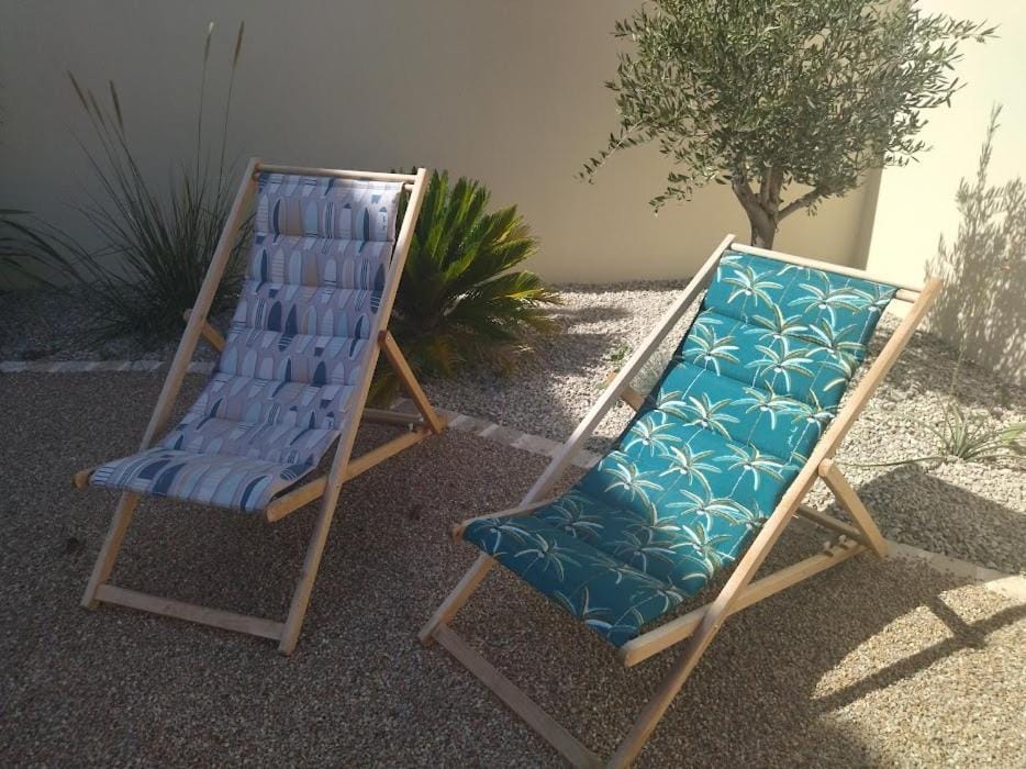 Patio, Seating area