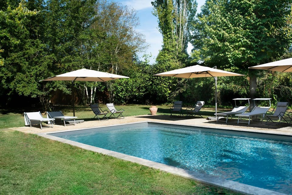 Spring, Day, Natural landscape, Summer, Swimming pool, sunbed
