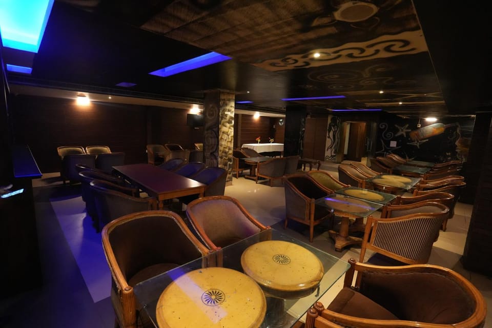 Lounge or bar