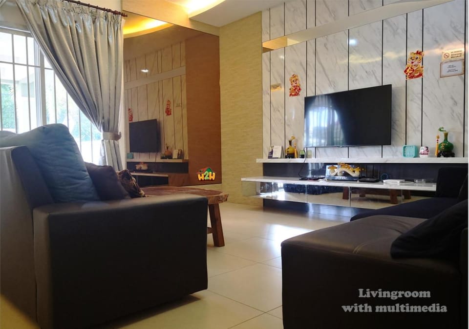TV and multimedia, Living room, Seating area