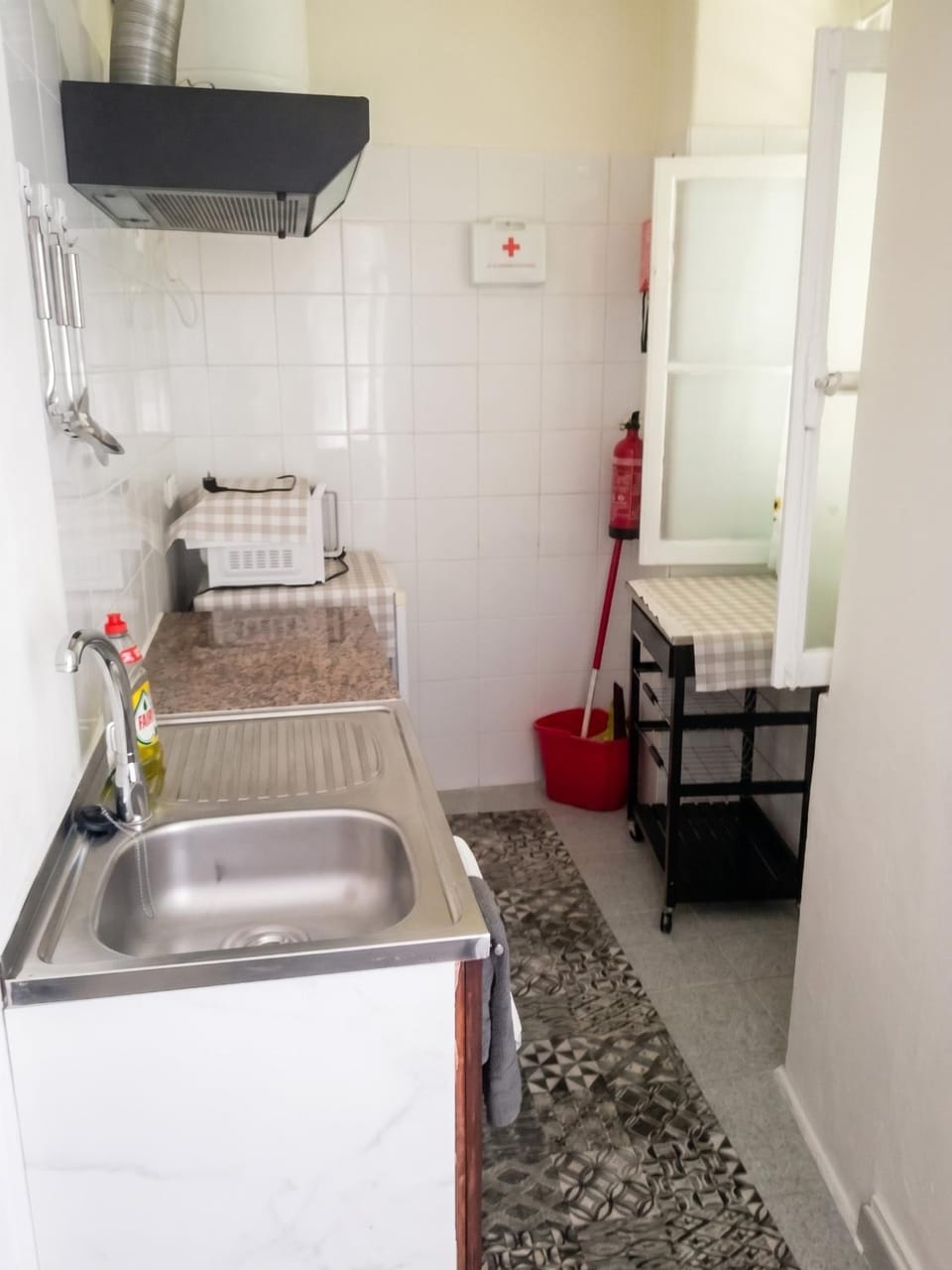 Kitchen or kitchenette