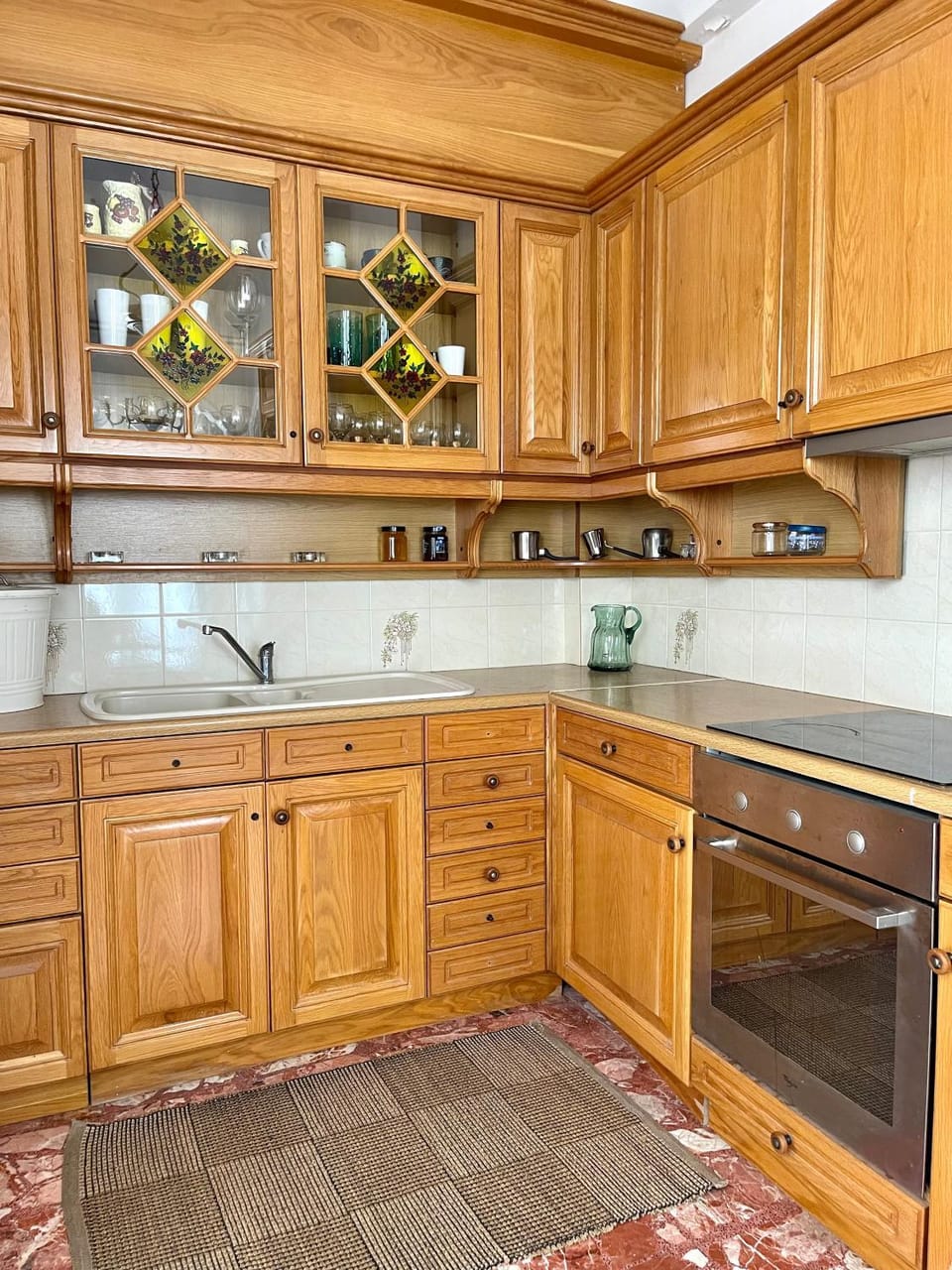 Kitchen or kitchenette, pet friendly, stove