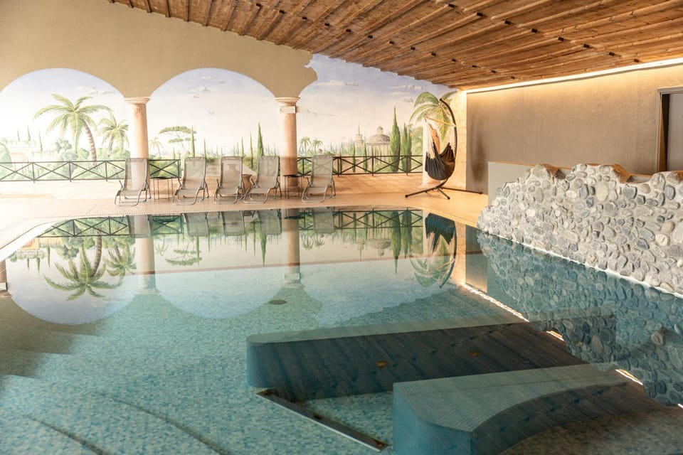 Swimming pool, Swimming pool