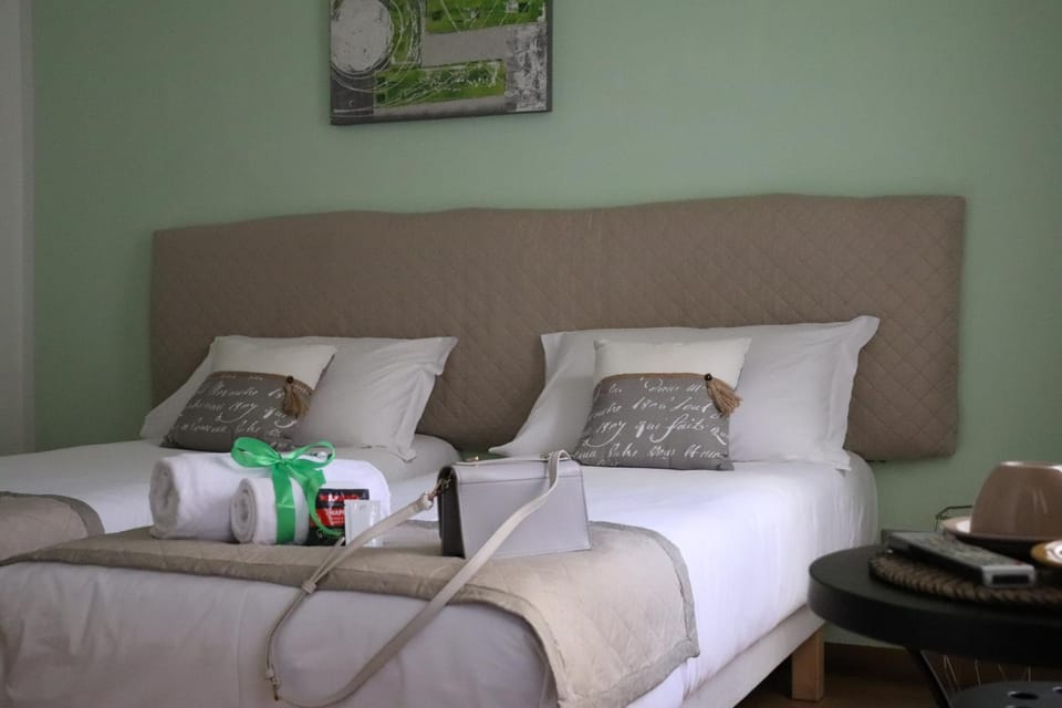 TV and multimedia, Coffee/tea facilities, Bedroom, internet, towels, wardrobe, air conditioner