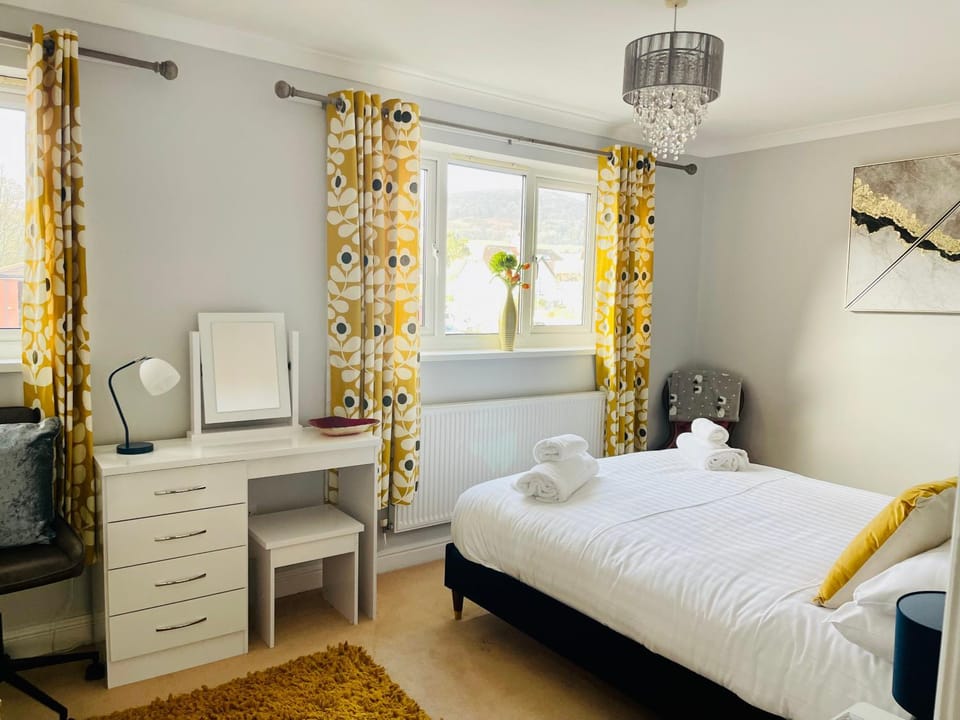 Tanglewood house Abergavenny with private parking House in Abergavenny