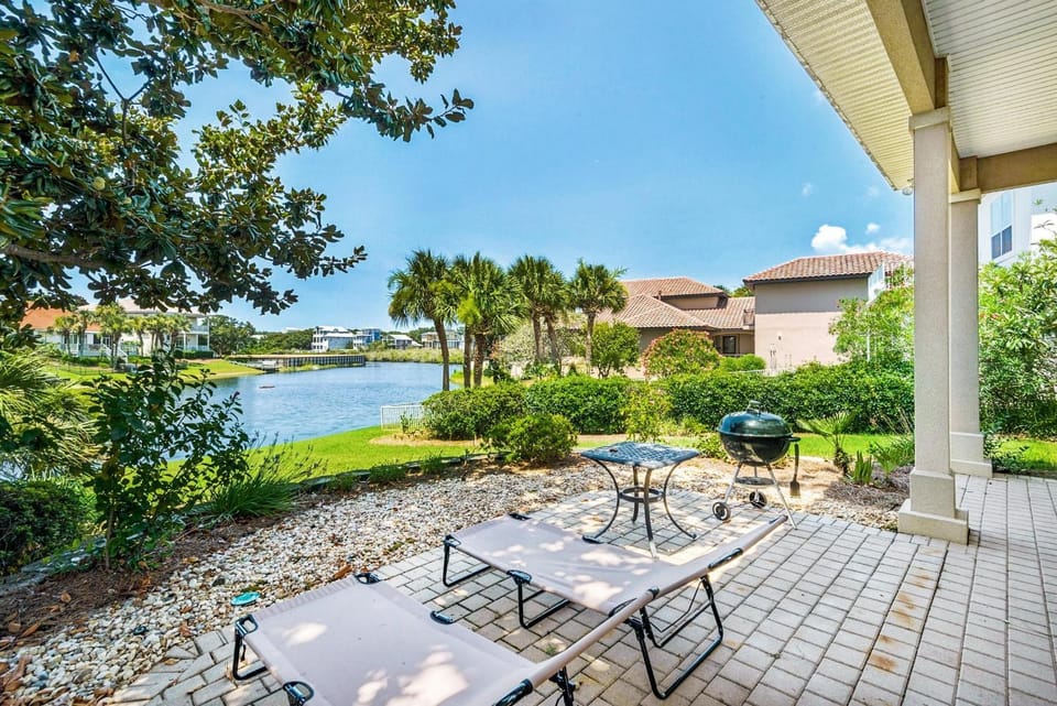 Ocean Pearl House in Destin