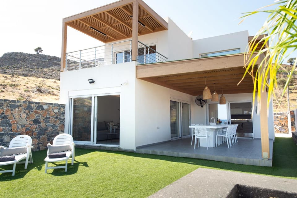 Patio, Bed, Night, Garden, Beach, Bedroom, Guests