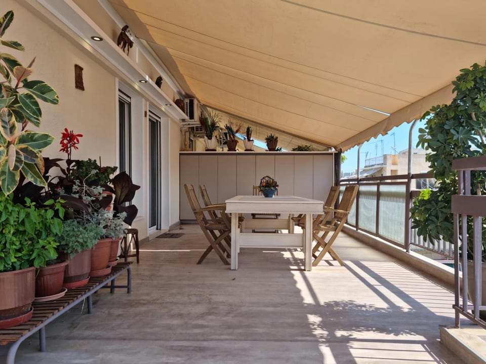 The ACROPOLIS view made for you-2BR APT // 6m walk to the metro Apartment in Athens