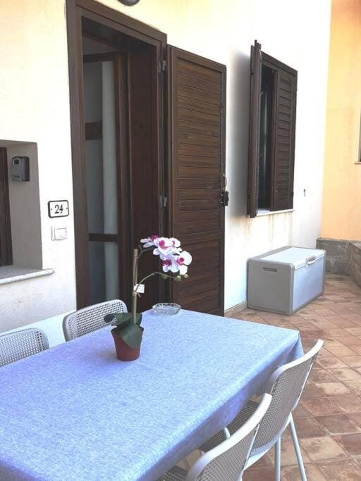 Patio, Facade/entrance, Balcony/Terrace, Seating area